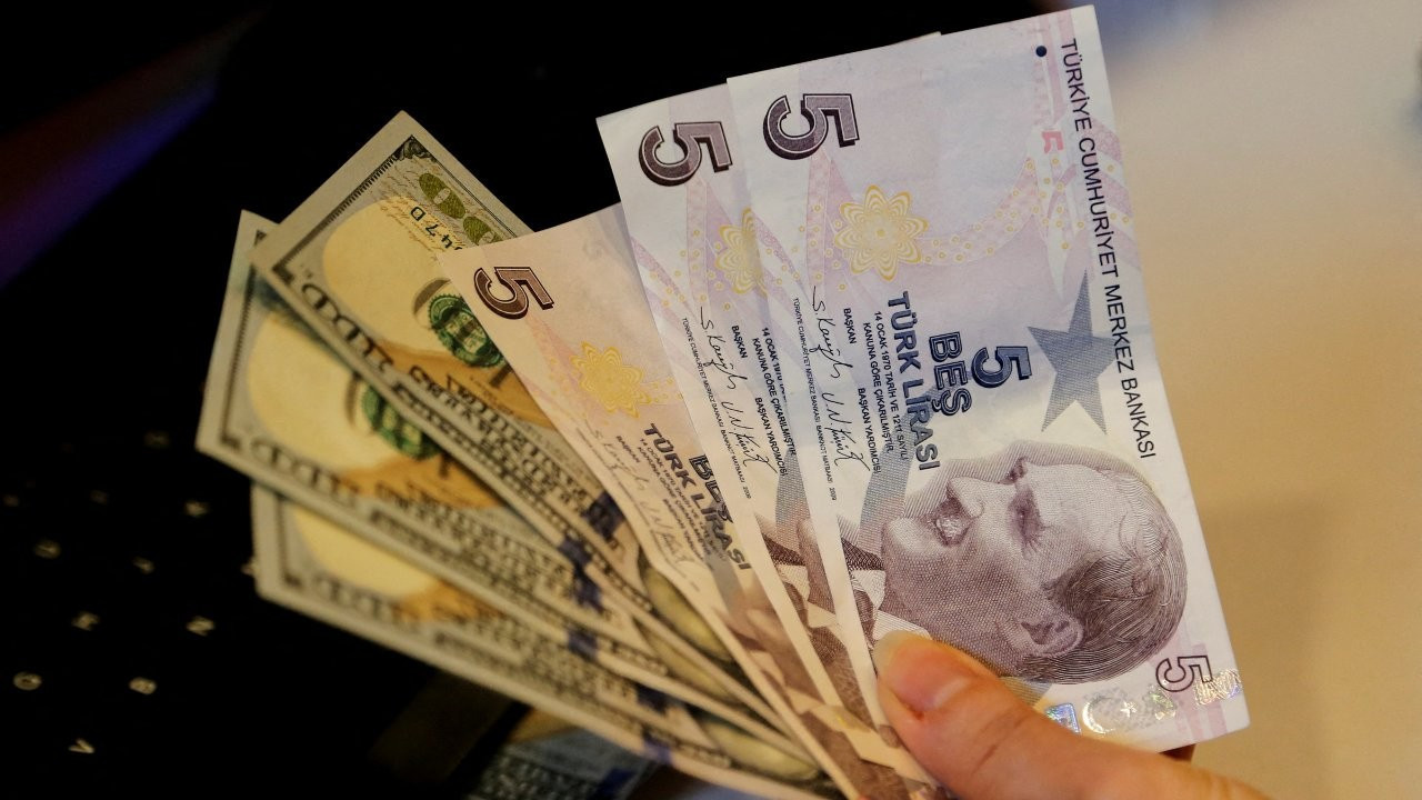 Turkish Lira slides against US dollar, nears 15 mark