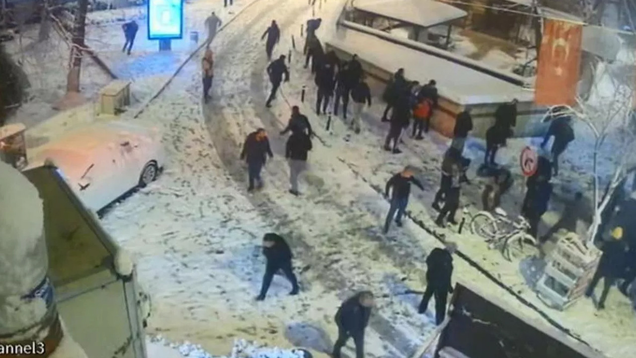 Six injured after snowball fight turns into armed conflict in Istanbul