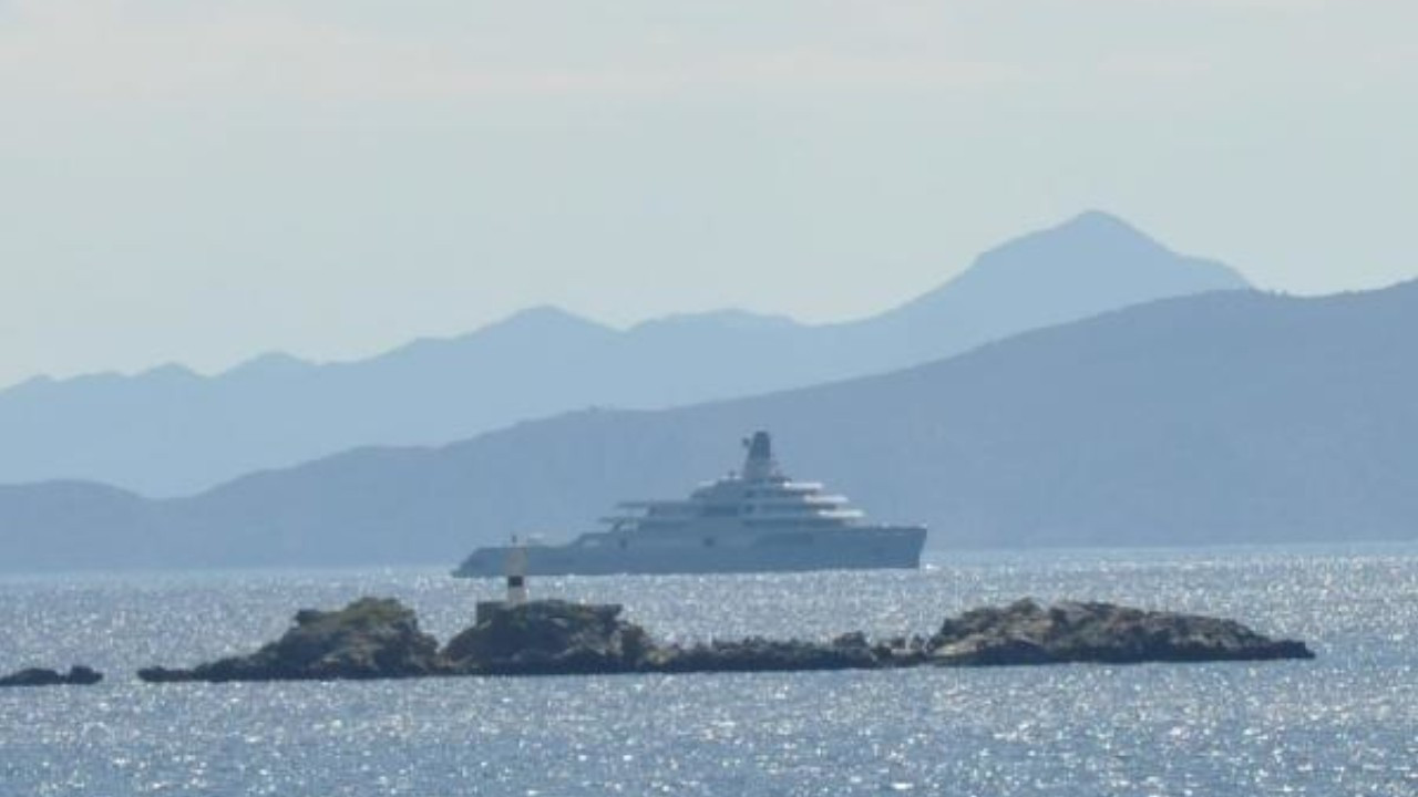 Abramovich yacht spotted off coast of Turkish Aegean town Datça