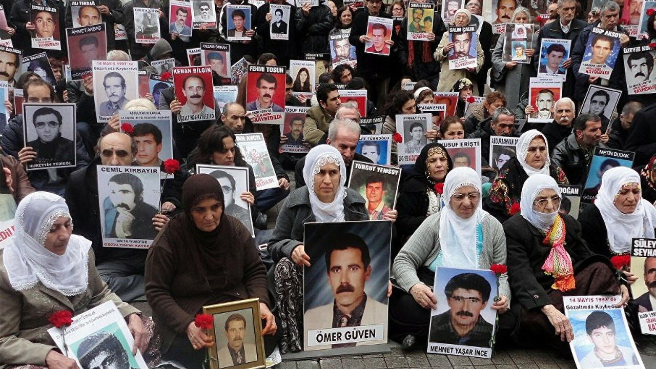 Turkish court adjourns trial of Saturday Mothers again