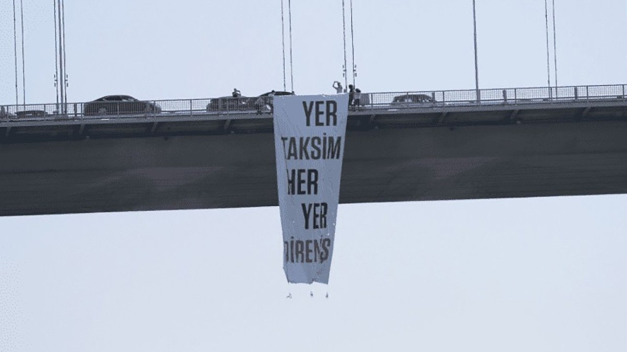 Turkish opposition MPs hang 'Gezi Park' banner on Bosphorus Bridge 