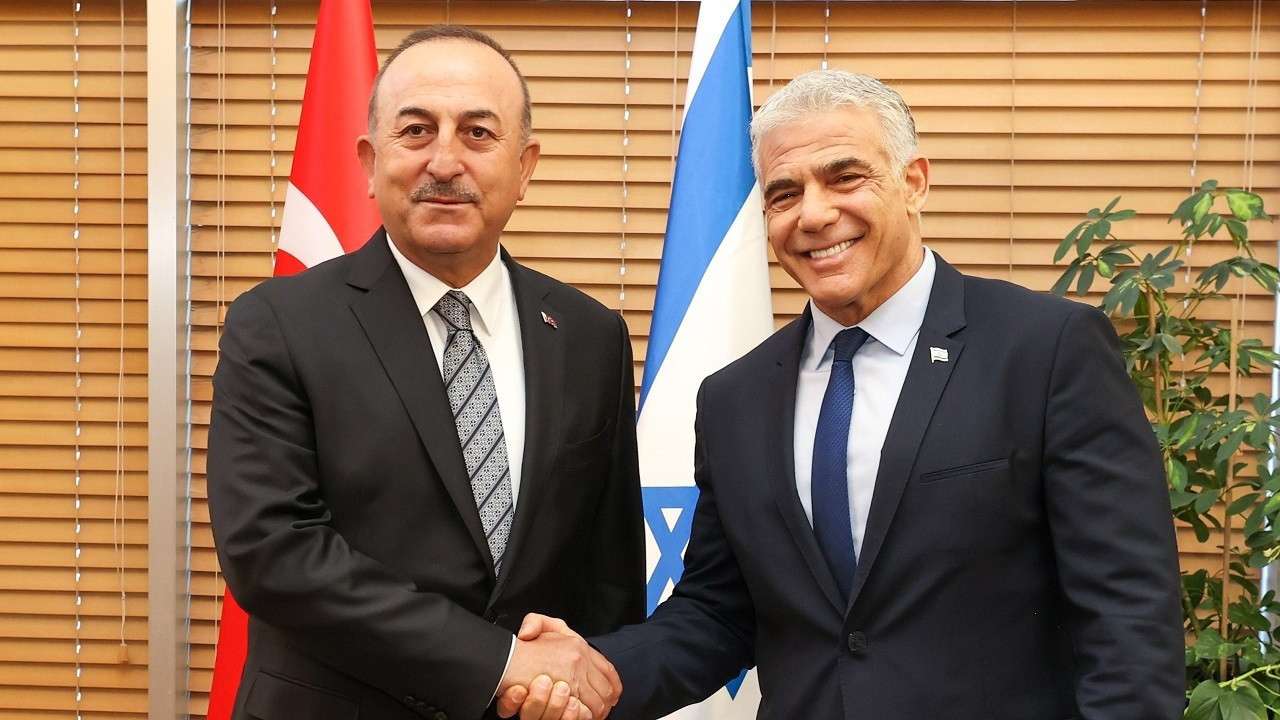 Israeli foreign minister Yair Lapid will visit Turkey