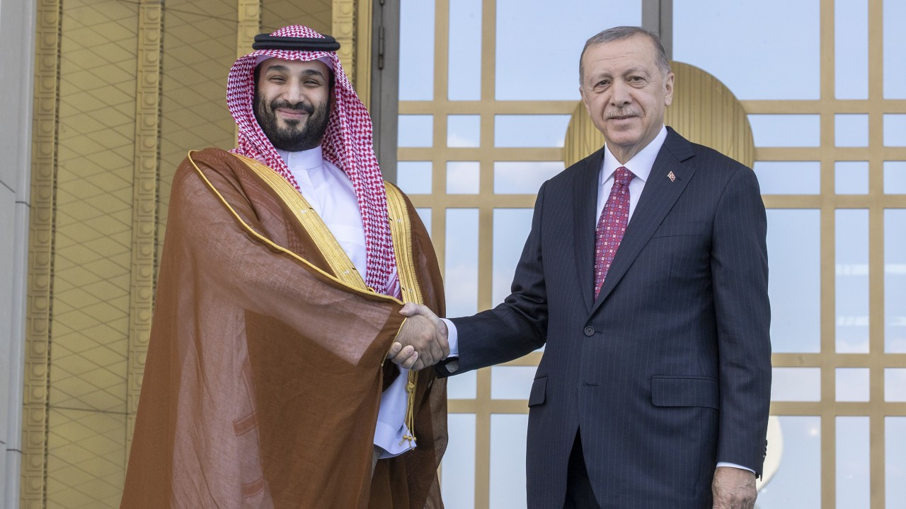 Erdoğan and Saudi crown prince meet in Turkey, ending rift