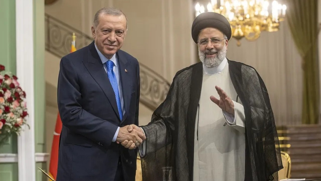 Erdoğan seeks to expand Turkey's defense cooperation with Iran