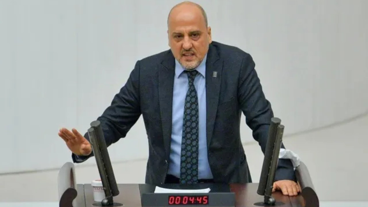 Turkey’s ruling AKP sues opposition MP Ahmet Şık for 100,000 liras