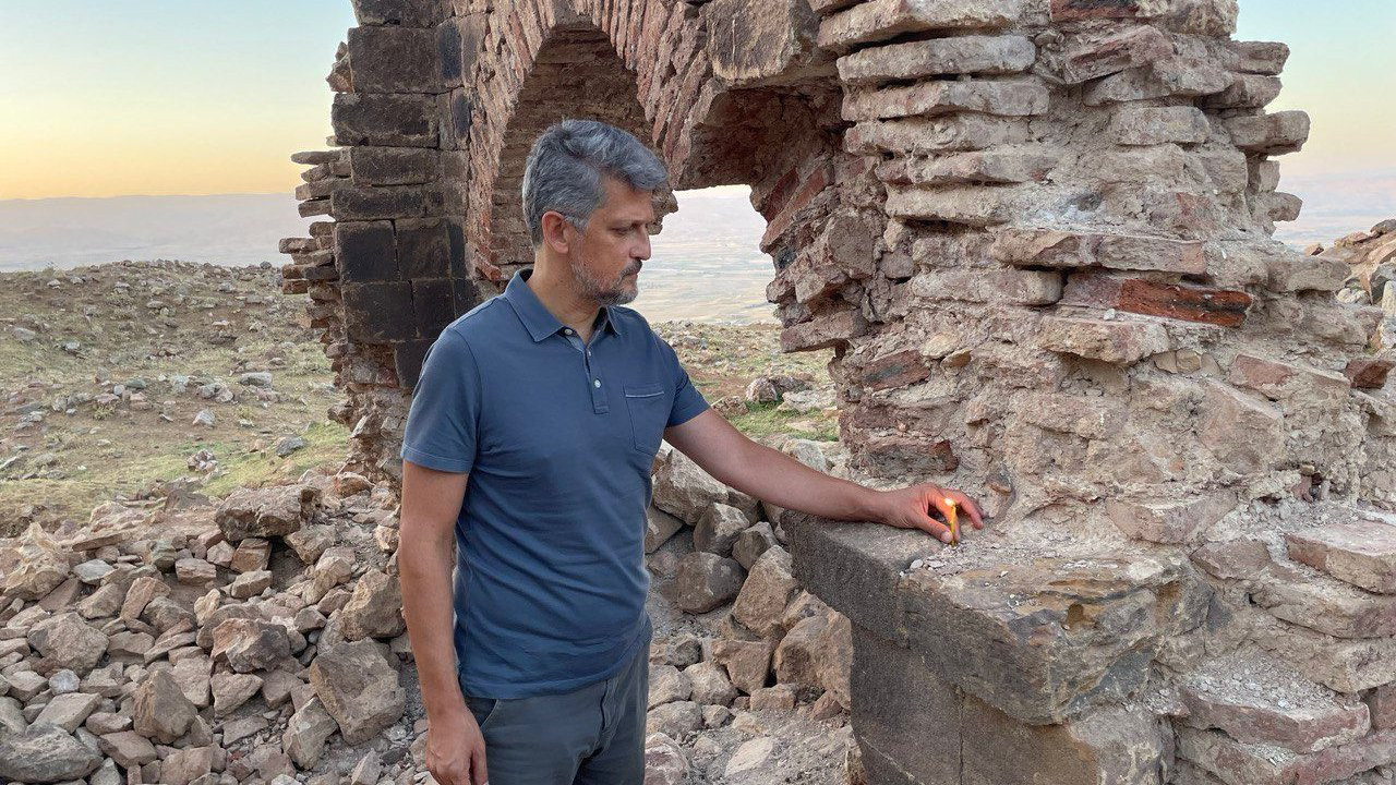 HDP MP visits historic churches in ruins in eastern Turkey
