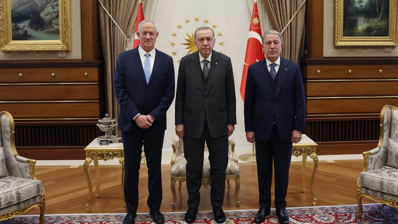 Erdoğan and Akar host Israeli defense minister in Ankara