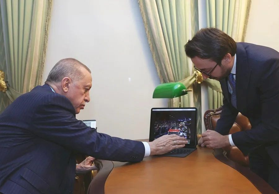 President Erdoğan selects 'Photos of the Year' - Page 2