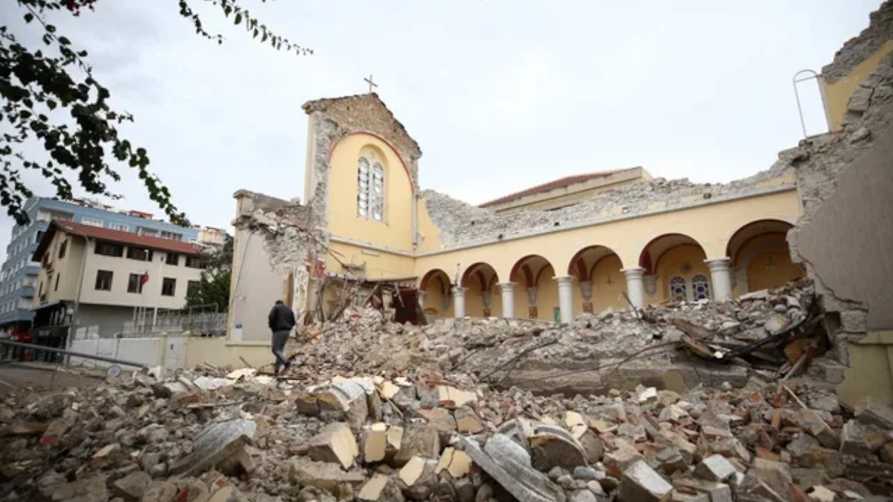 Earthquake demolishes Latin Catholic Church in southern Turkey