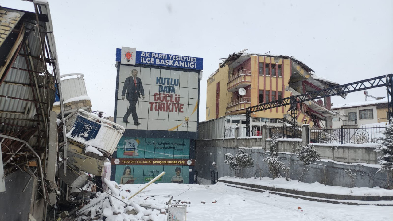 Criticism mounts on Turkish government after Feb. 20 quakes