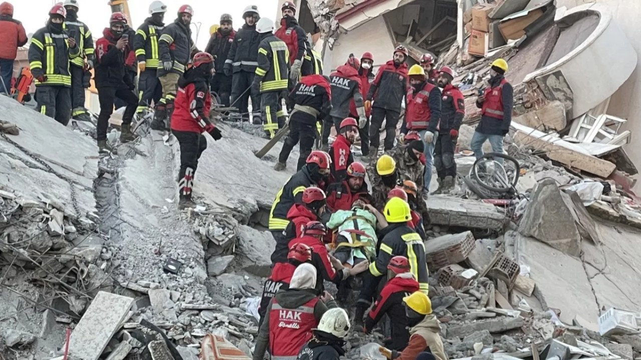 Demirtaş says earthquake death toll figures false 'like during pandemic'