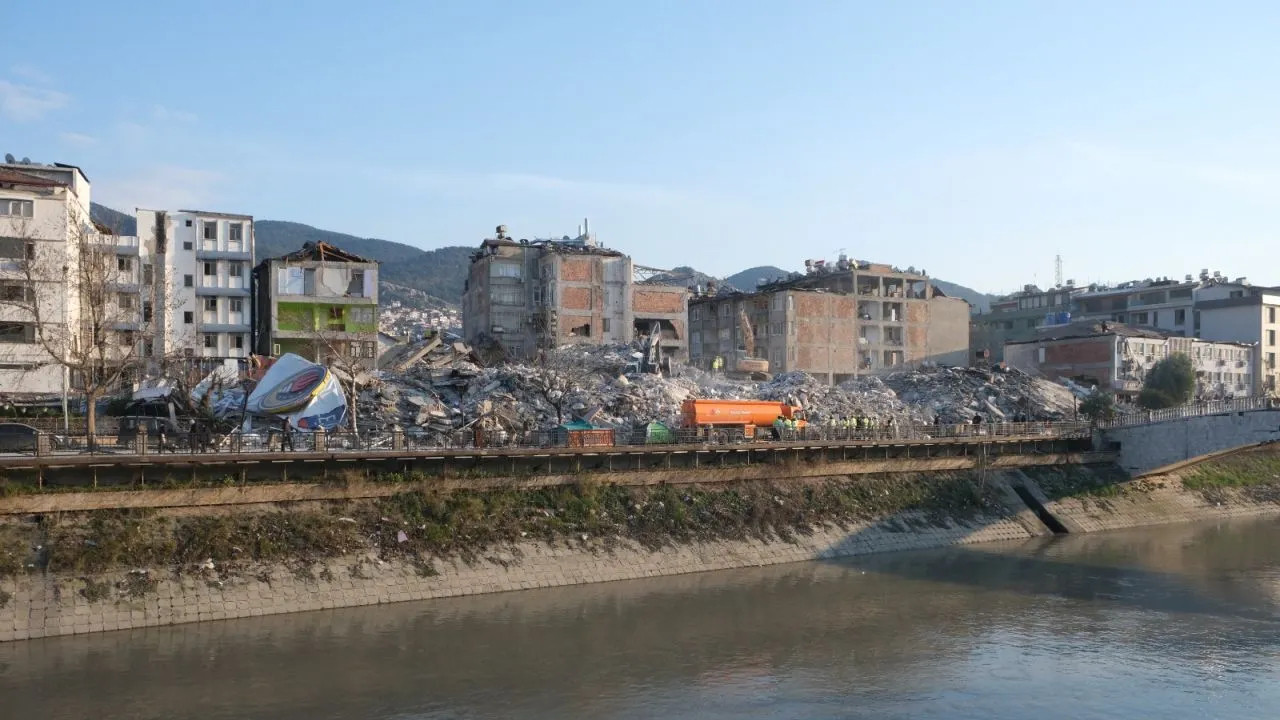 Hatay turns into ghost town after quakes