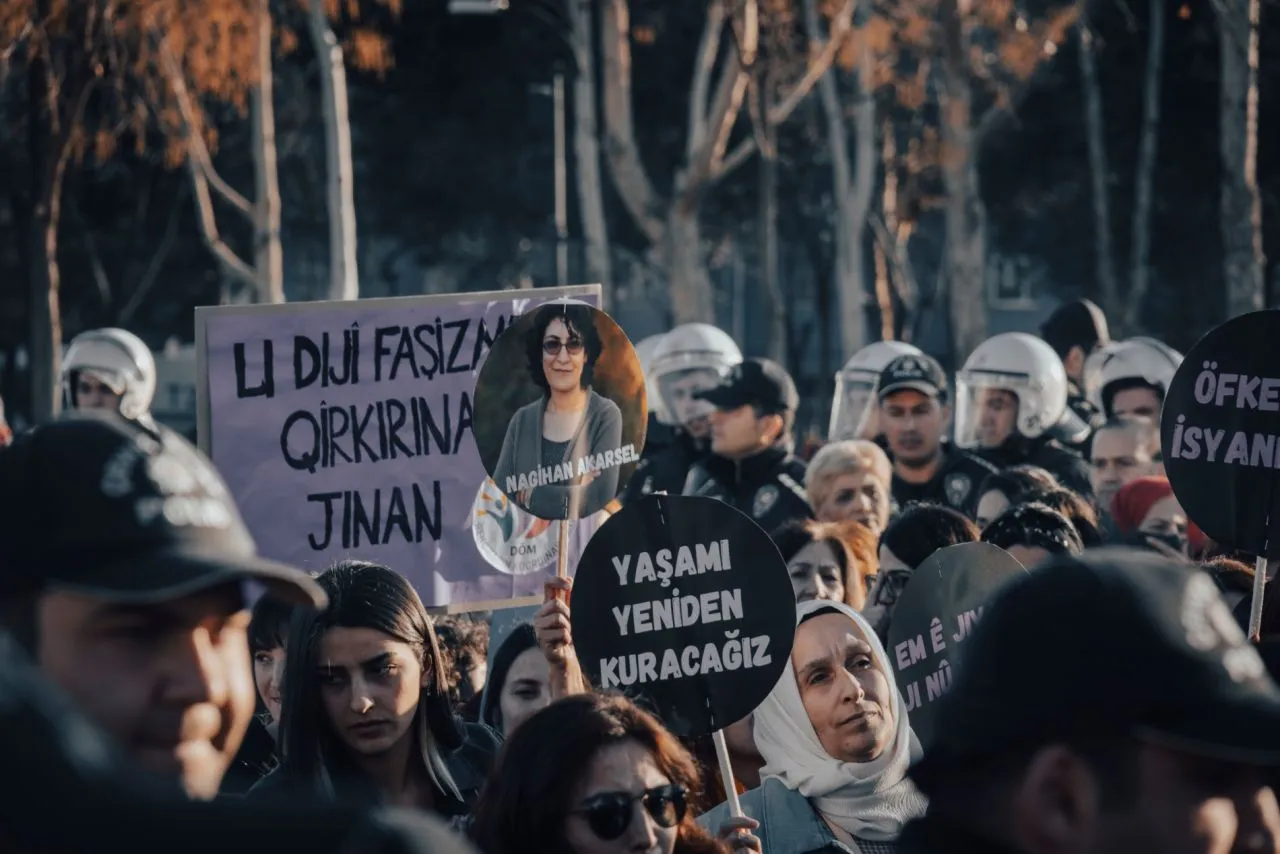 Women and LGBTI+s take to streets for International Women's Day demonstrations in Turkey - Page 4