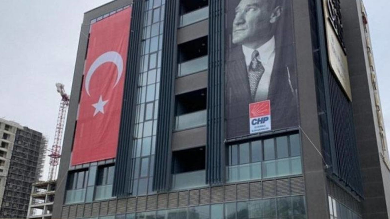 Main opposition CHP's Istanbul office targeted in gunfire