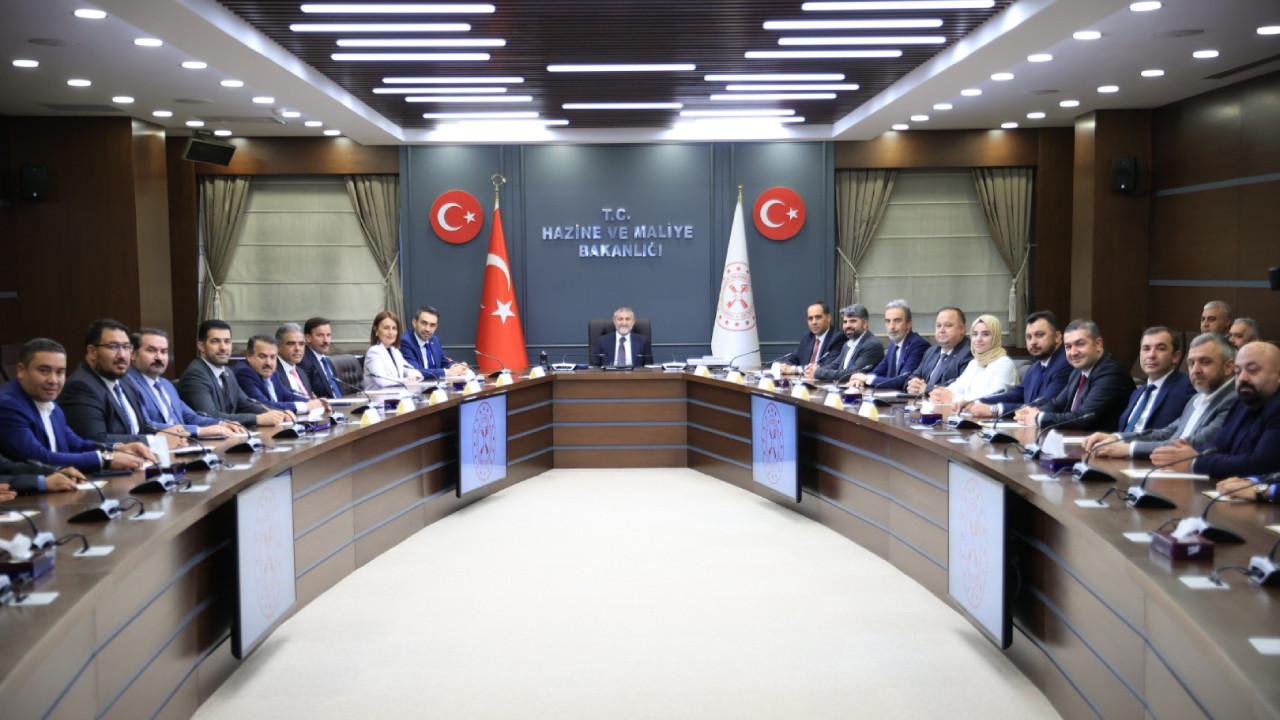 Turkish ministers launch their election campaigns in state buildings