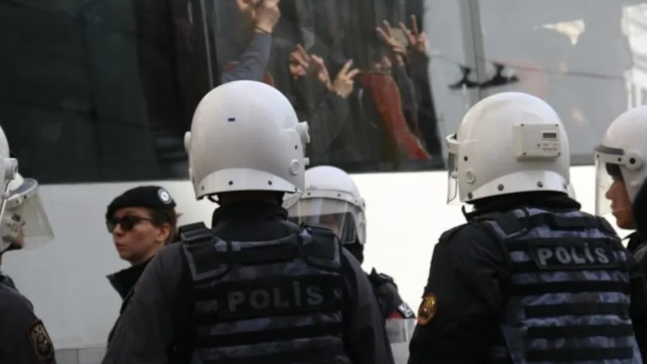 Istanbul police once again attack, detain Saturday Mothers for wanting to make press statement