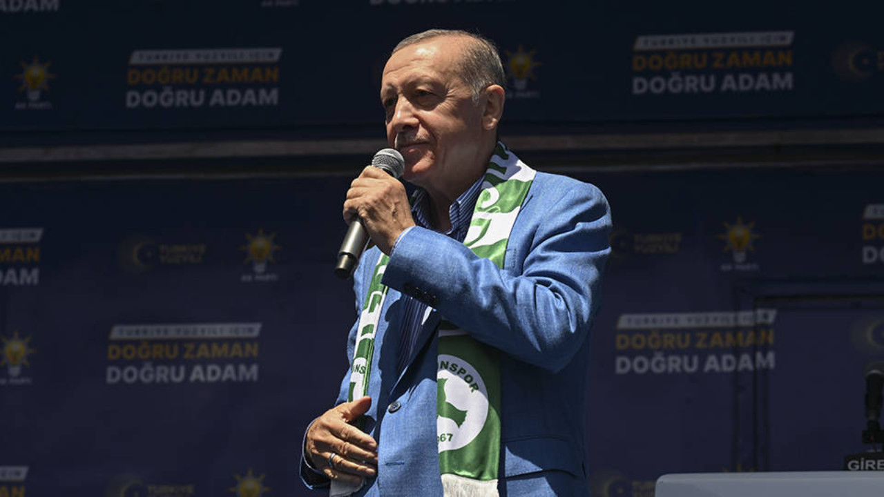 Erdoğan: 'You wouldn't sacrifice your leader for onion or potato'