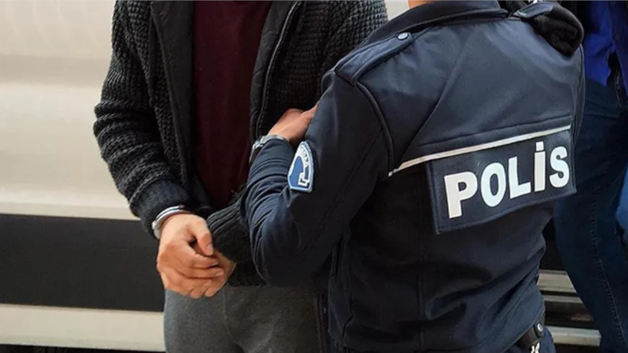 16-year-old child arrested for drawing moustache, writing swearing words on Erdoğan’s banner