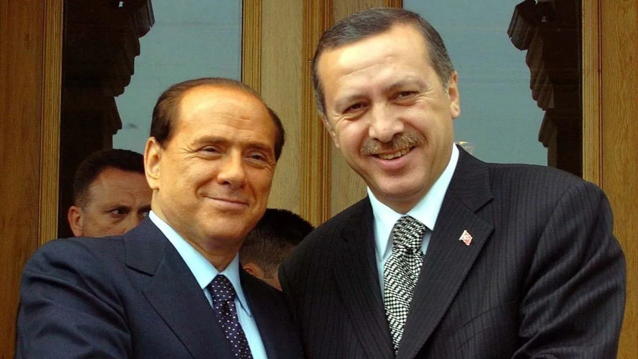 Erdoğan deems Berlusconi 'a one-of-a-kind politician'