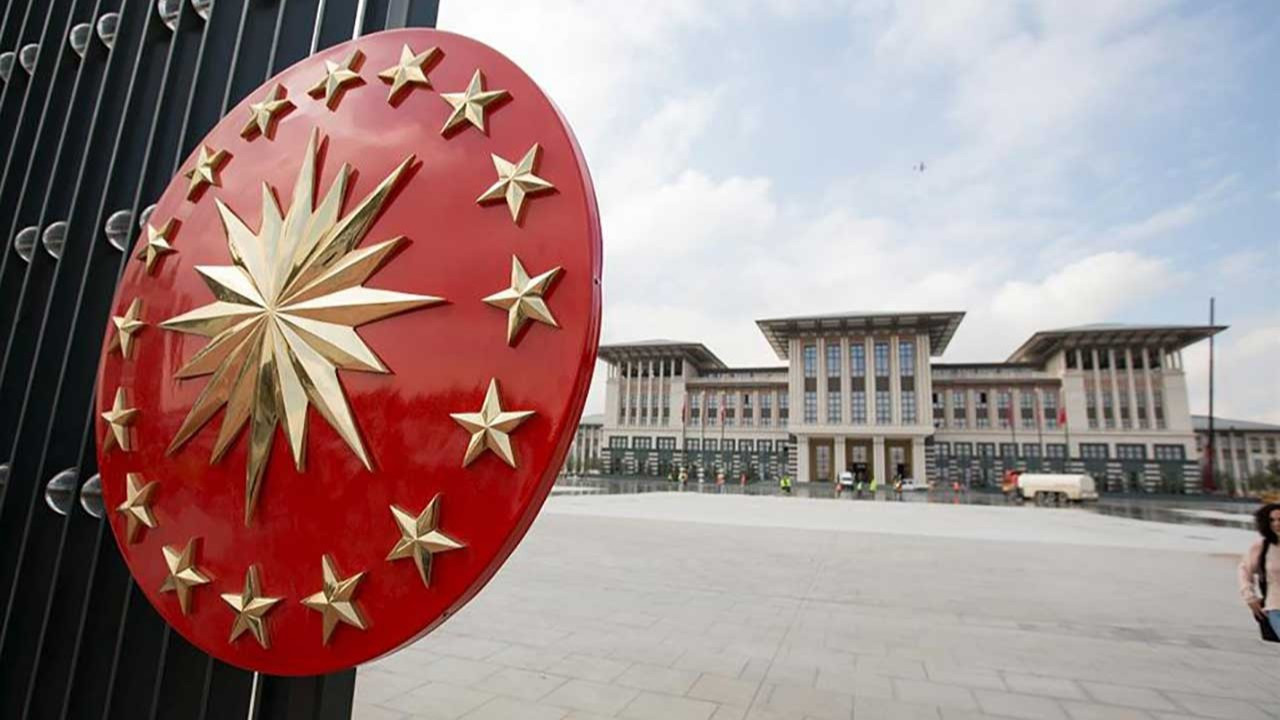Top court cancels 37 regulations within first presidential decree