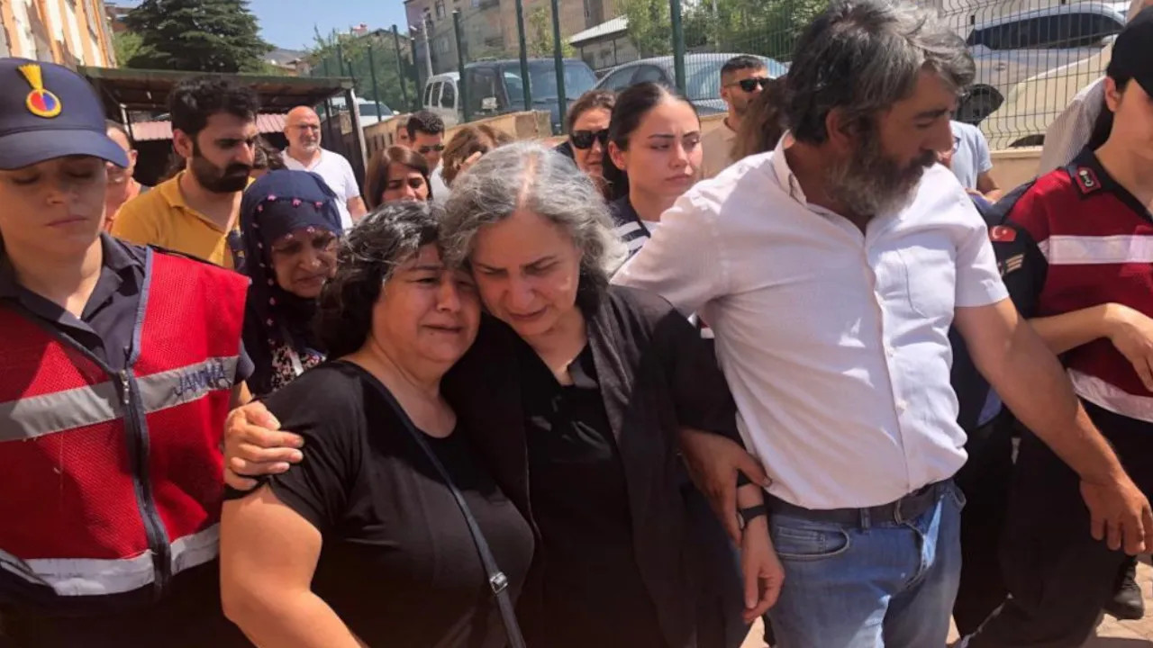 Jailed politician Kışanak mistreated en route to sister's funeral