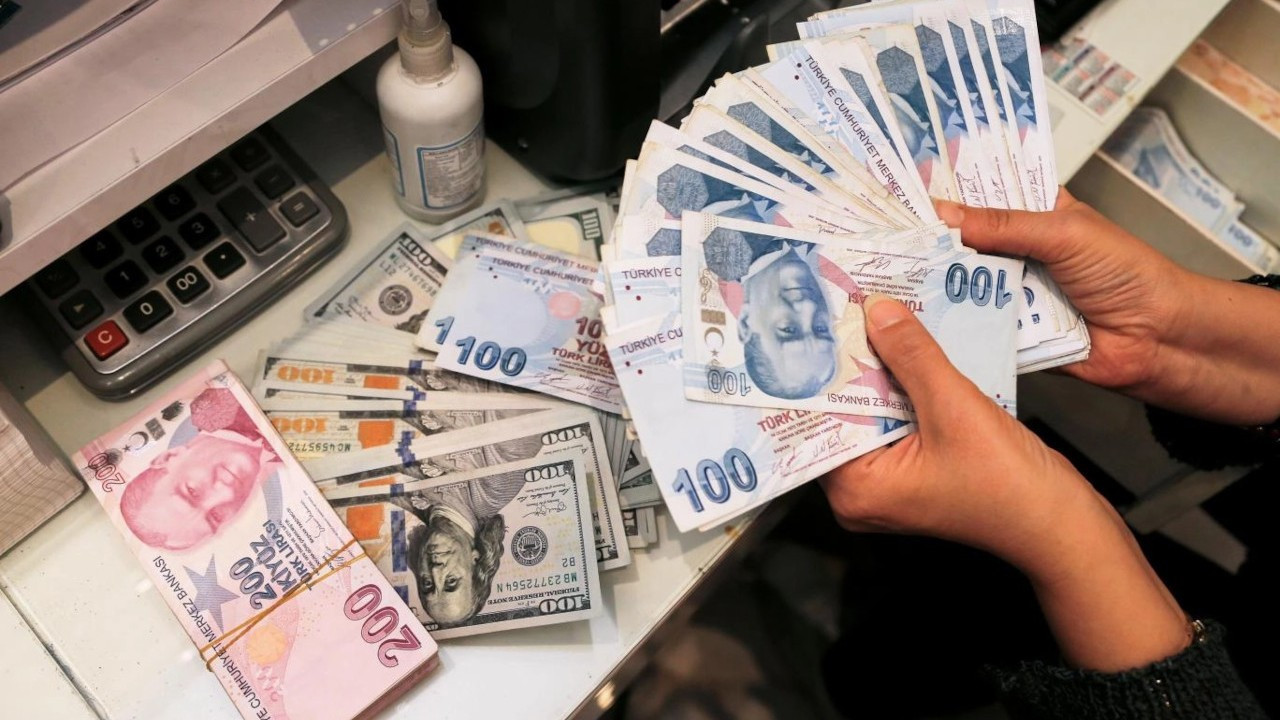 Turkey initiates phasing out costly FX-protected deposits