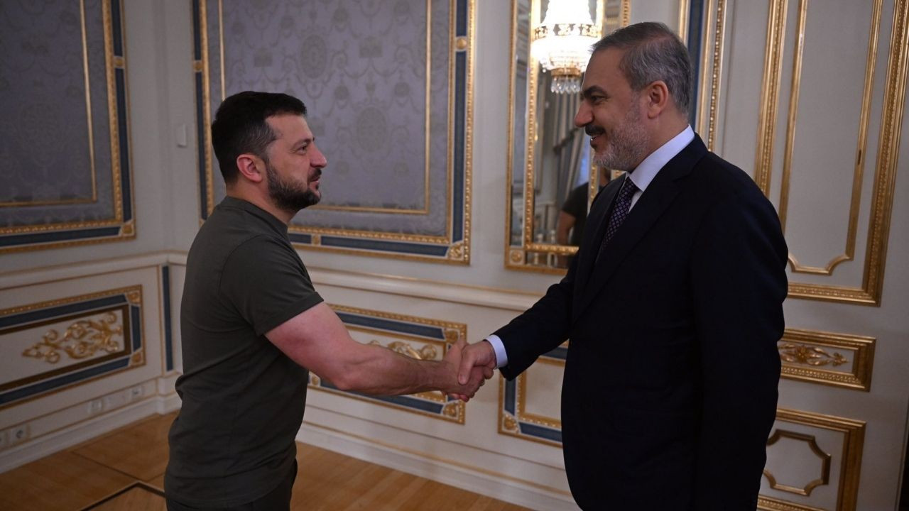 Turkish foreign Minister Hakan Fidan visits Ukraine's Zelenskiy in Kyiv