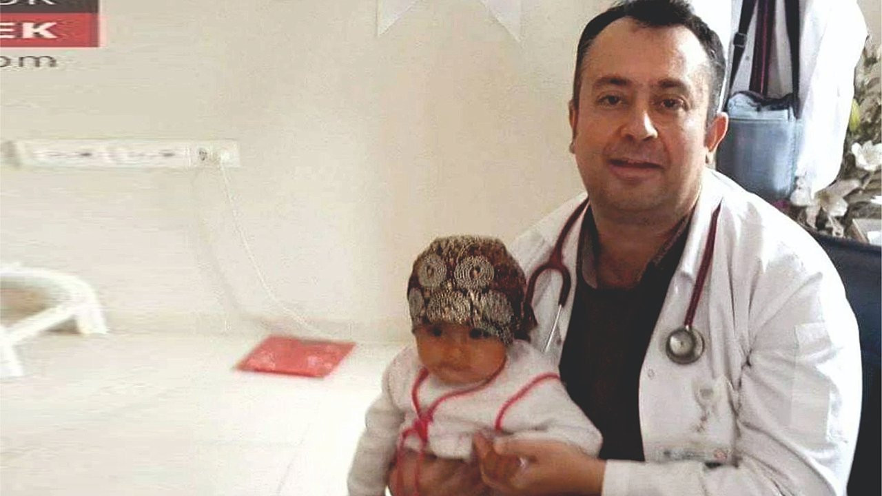 Turkish doctor faces lawsuit under 'censorship law' for revealing vaccine shortage