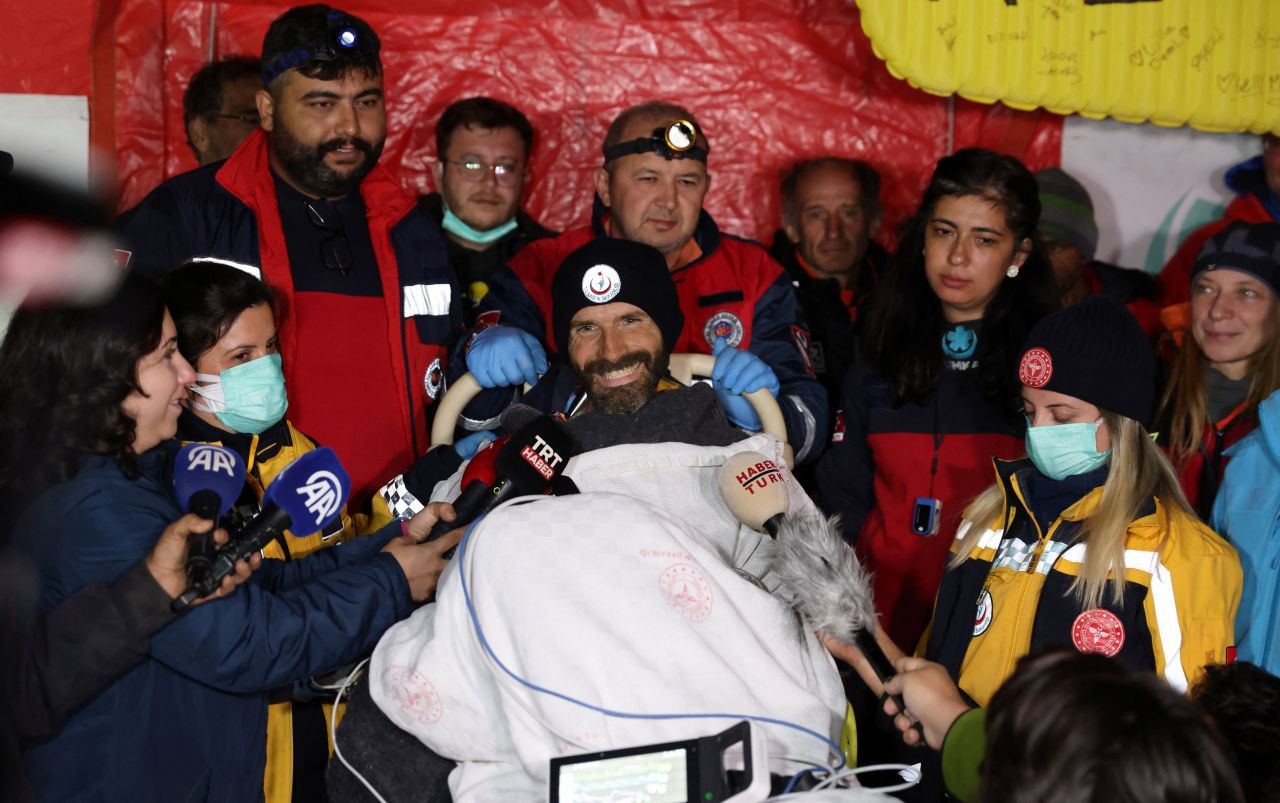 American caver successfully rescued from 1,000-meter depths in Turkish cave - Page 2