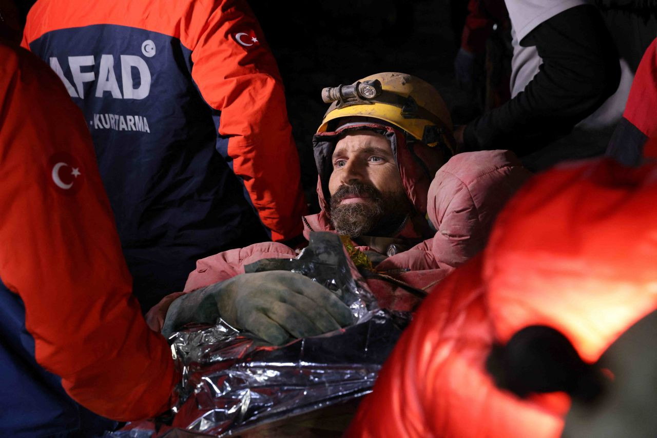 American caver successfully rescued from 1,000-meter depths in Turkish cave - Page 5