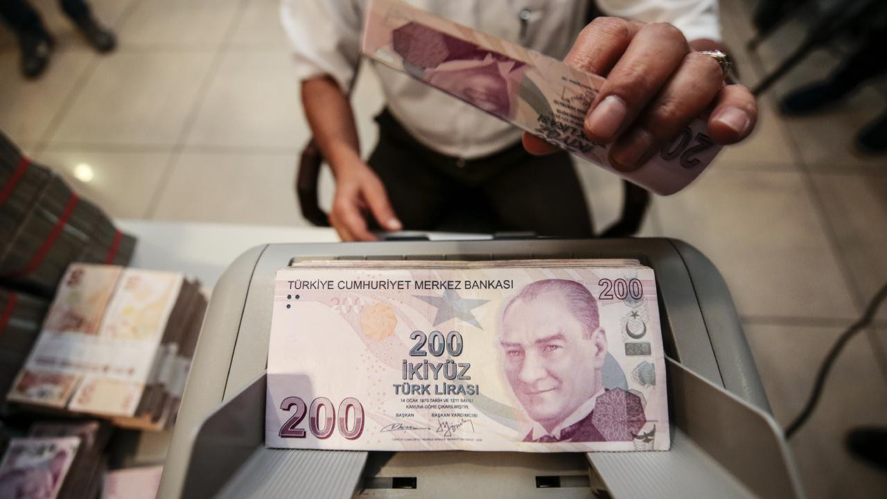 Turkish central bank removes interest threshold in FX-protected deposits to make it less desirable