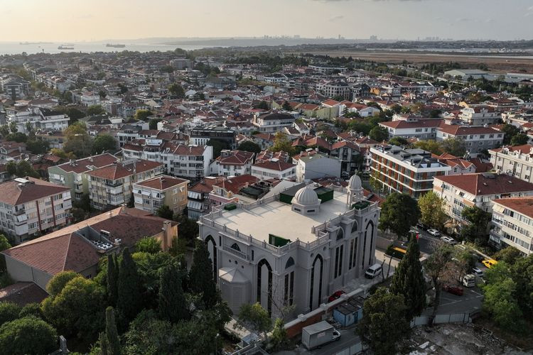 Turkey set to open first church in republic's history - Page 2