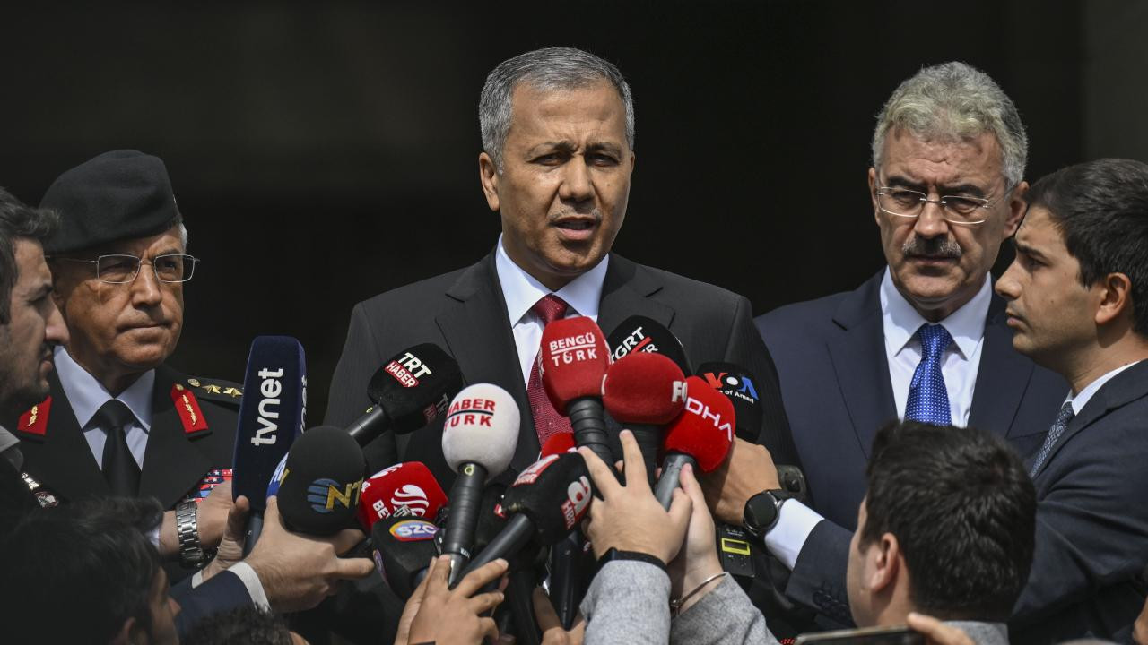 Turkey captures 2,554 fugitives since Ankara bombing, minister announces