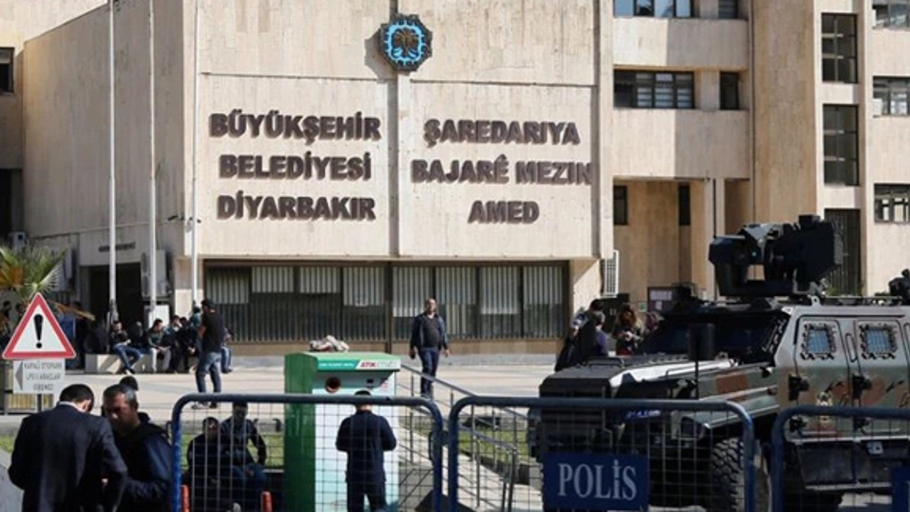 YSP MPs submit motion to examine corruption by trustee mayors in Diyarbakır