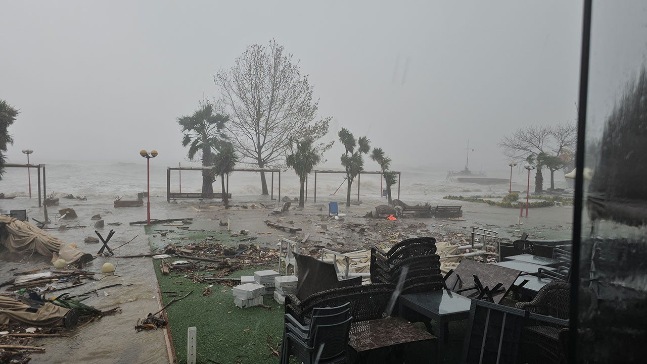 Coastline in Zonguldak Ereğli after the storm