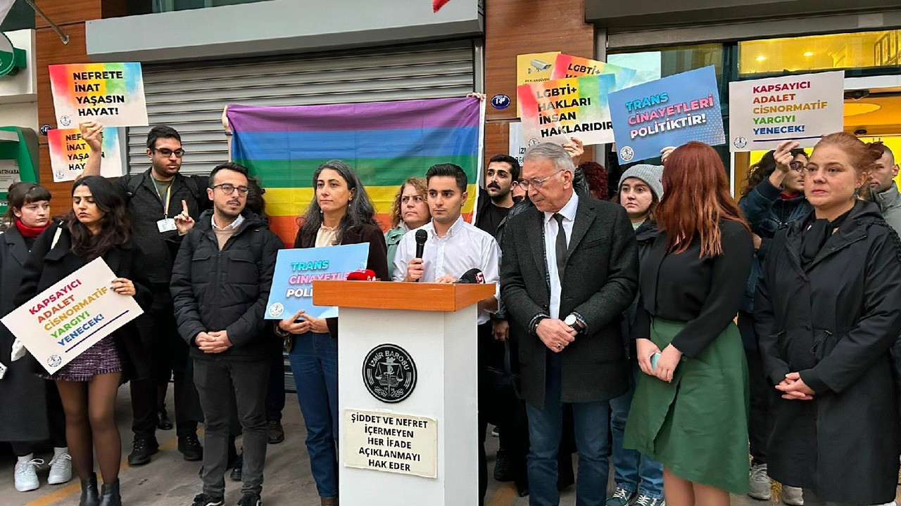 Turkish police intervene lawyers’ protests for unfurling LGBTI+ flag