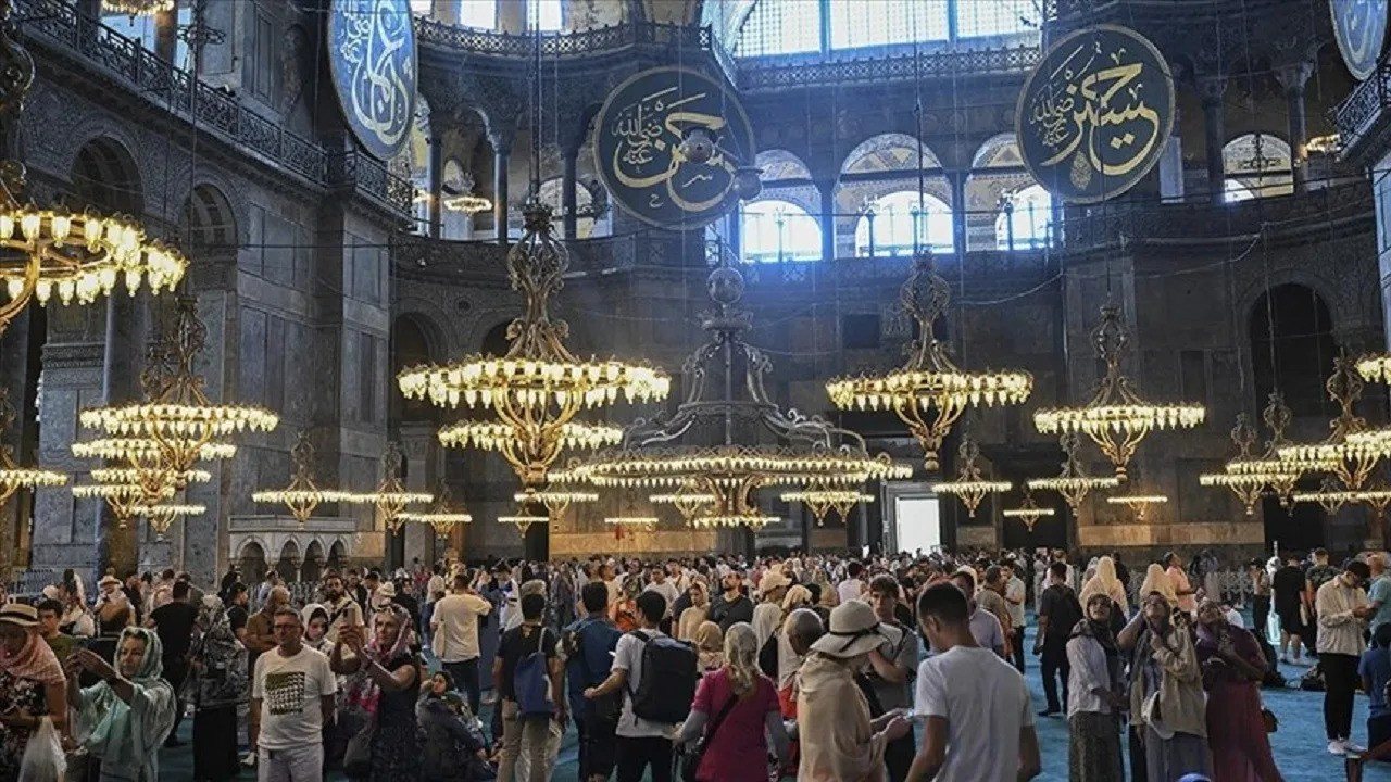 Footage of crumbling concrete reveals damage in Istanbul’s Hagia Sophia