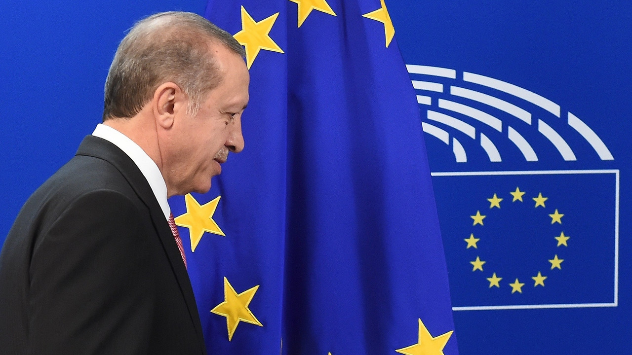 Erdoğan asserts Turkey's 'right' to join EU before Ukraine, Moldova