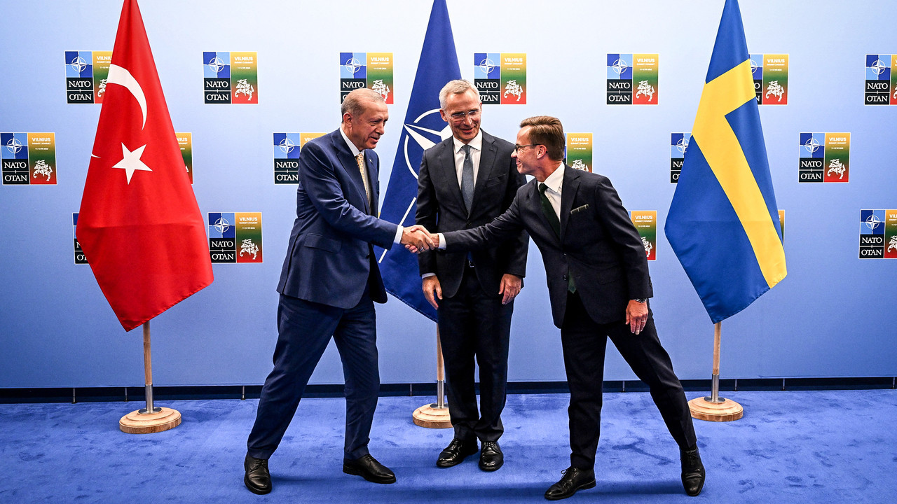 Parliamentary commission to reconvene to discuss Swedish NATO bid