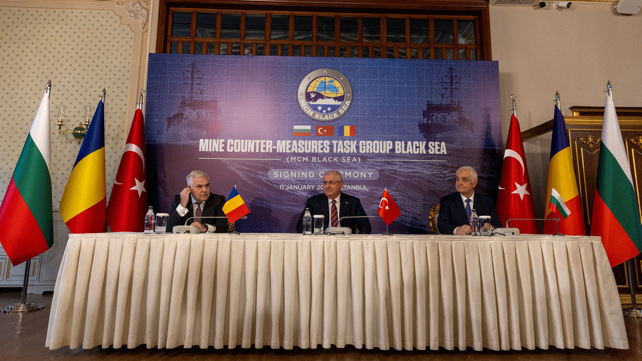 Turkey, Romania, Bulgaria sign pact for floating Black Sea mines cleanup