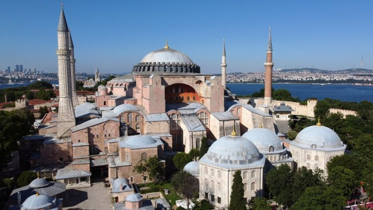 Erdoğan’s classmate receives Hagia Sophia restoration tender