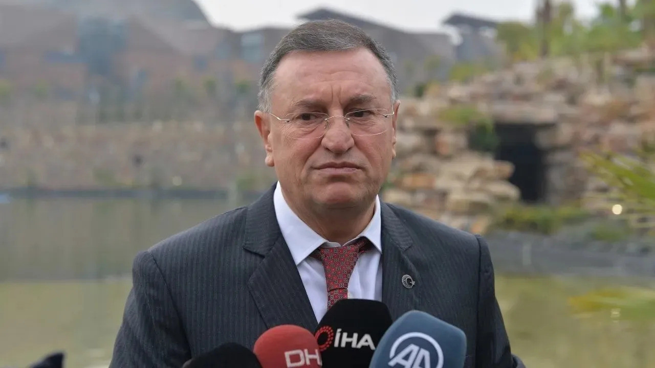 CHP to reevaluate Savaş’s mayoral candidacy for Hatay upon protests