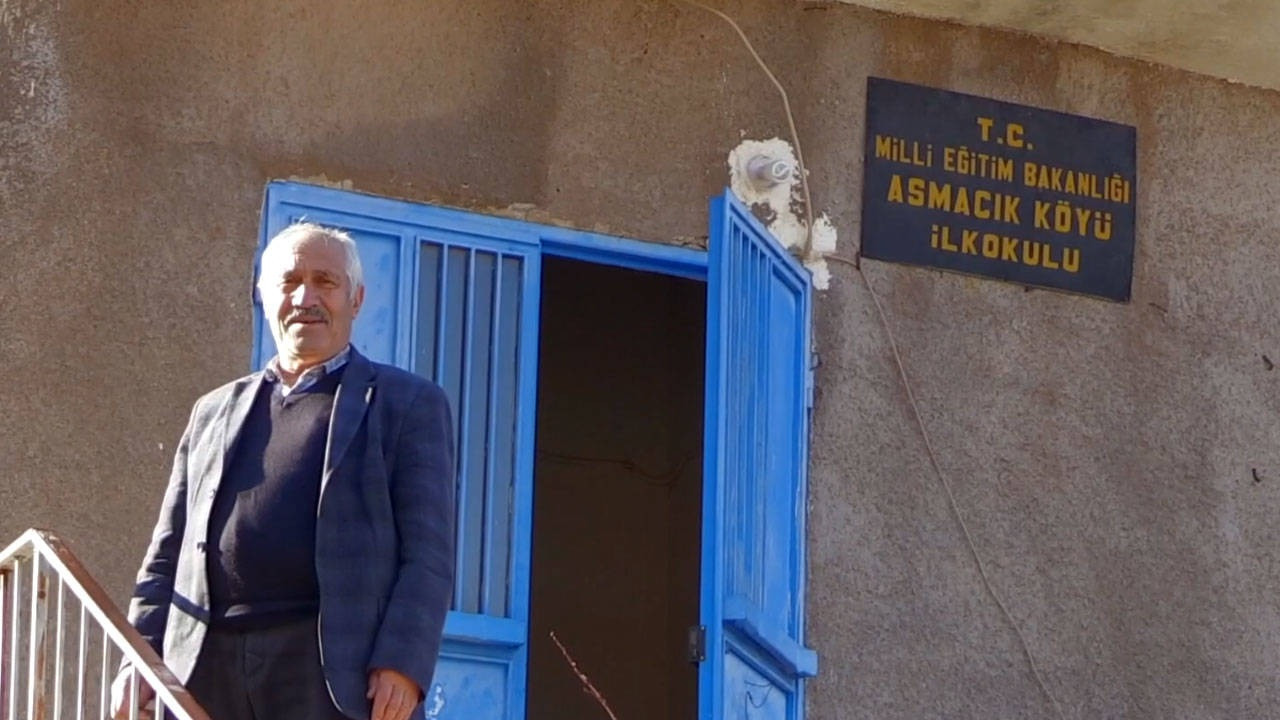 Muhktar seeks seventh term in village with 15 voters, including five family members, in Turkey
