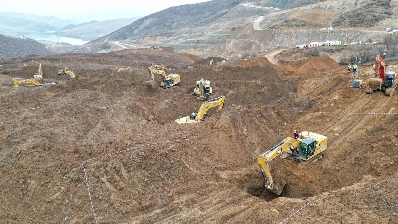 Turkish court stops capacity expansion at gold mine after disaster