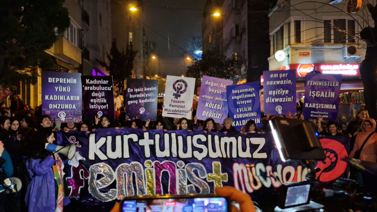 Crowds gather for Feminist Night March in Istanbul: ‘No equality and freedom for us, no peace for them’