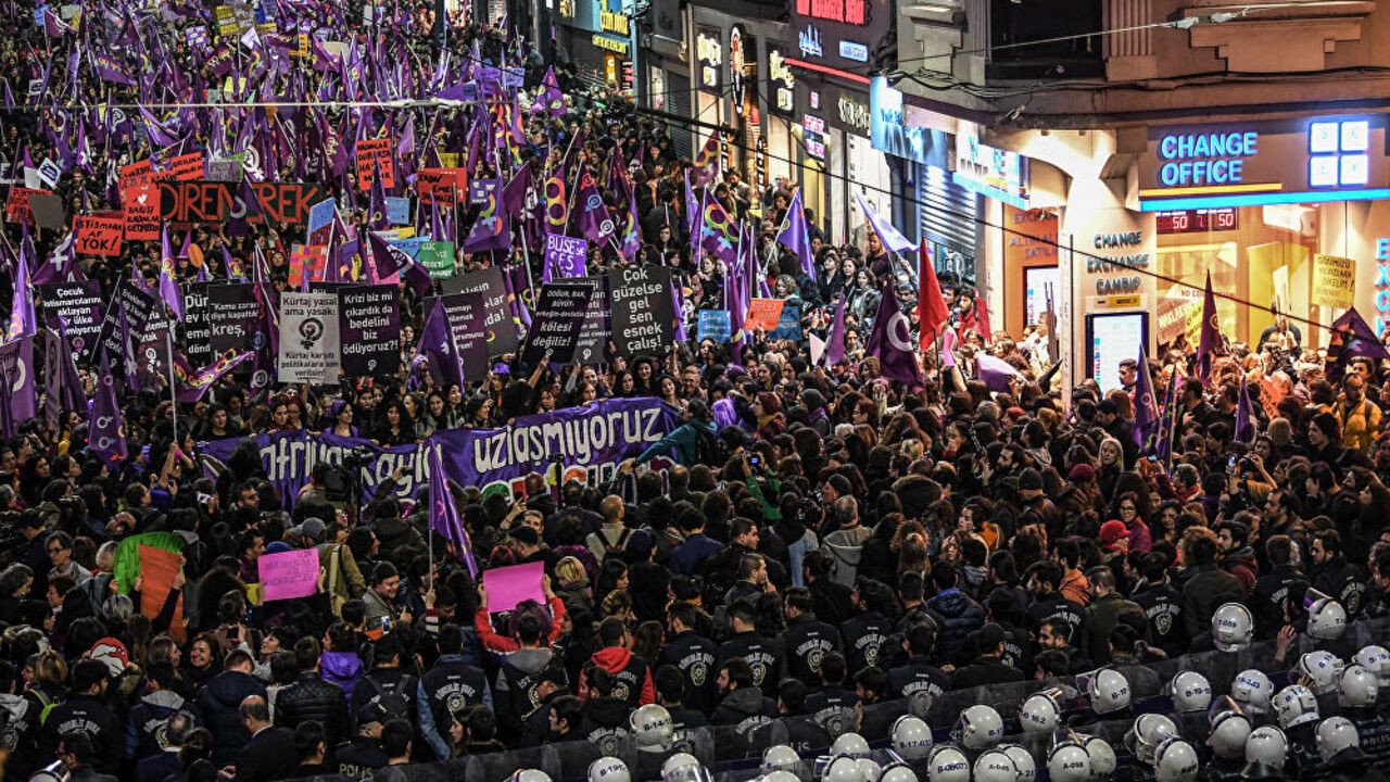 Turkish court finds gov’t ban on Istanbul Feminist March unlawful
