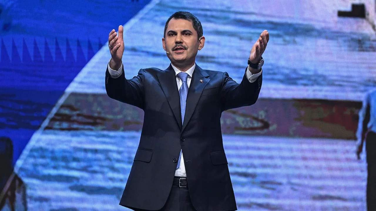 AKP’s Istanbul mayoral candidate needs to stay in office for 160 years to fulfill promises