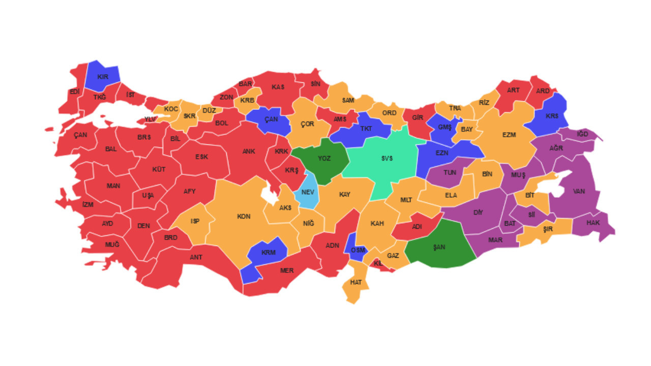 ‘Red-wave’ CHP storms Turkey’s local elections according to unofficial results