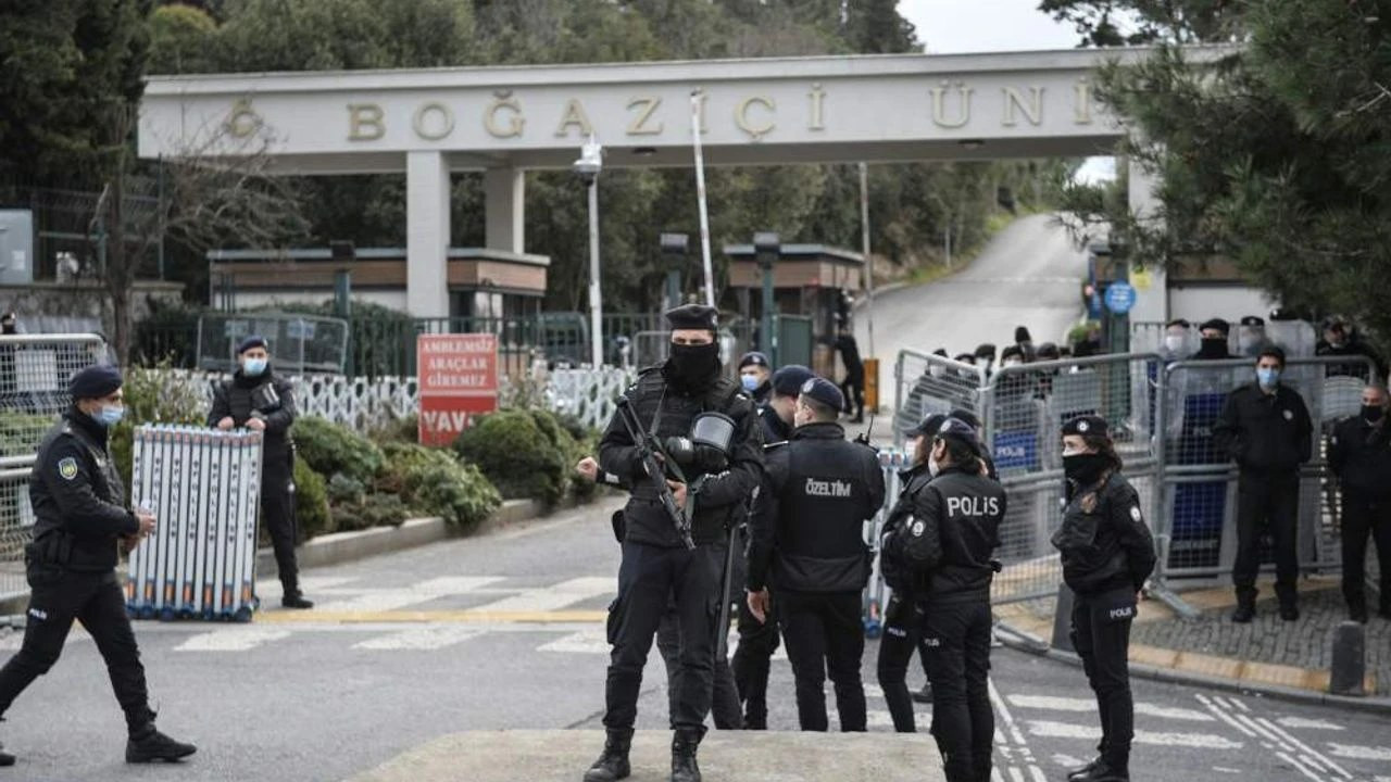 Turkish universities infamous for calling police on any student protest 'saddened' by police brutality in US campuses