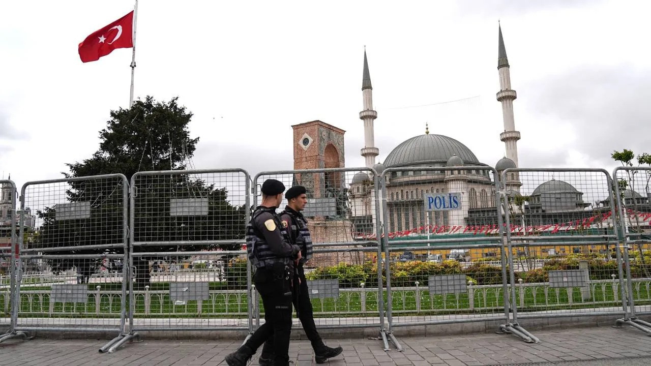 Istanbul Governor puts megacity under lockdown for Workers’ Day